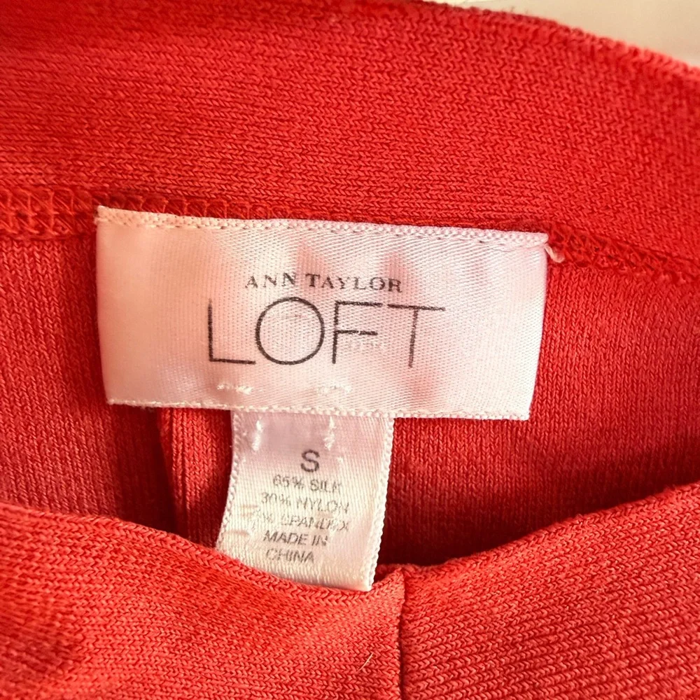 LOFT Coral Sleeveless Top - Picture 2 of 5